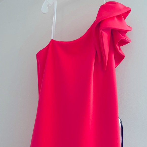 Women's One-Shoulder Scuba Crepe Gown - Picture 4 of 5